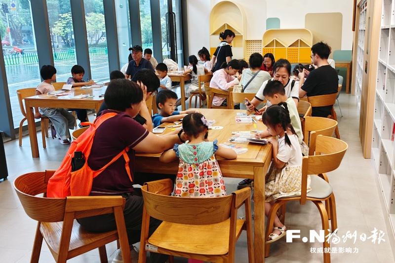 文津图书展亮相榕城