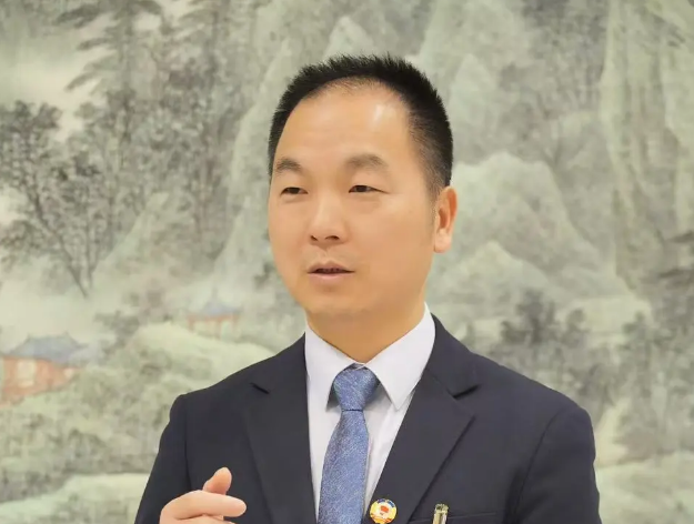 福州日报·委员风采｜林德志：守护青少年数字成长之路