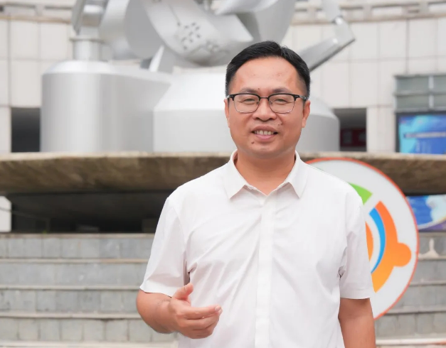 十四届福州市政协全景回眸·委员风采｜市政协委员于祯：脚下有泥土、建言有温度、履职有担当
